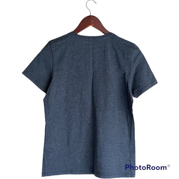 NC State Wolfpack Dark Gray T-Shirt Women's Size S Life Is Good North Carolina - Picture 10 of 10